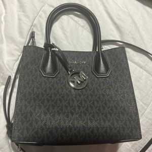 Michael Kors side bag with removable strap